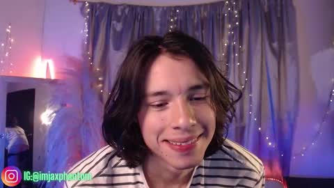Hey im Jaxxxon check my info     online show from 09-19-25, 02:24
