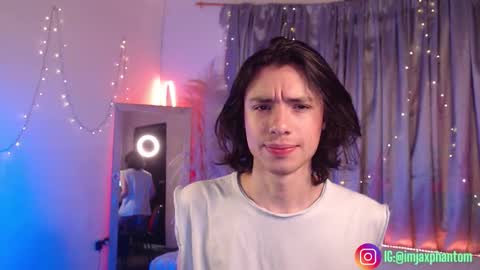 Hey im Jaxxxon check my info     online show from 10-25-25, 02:24