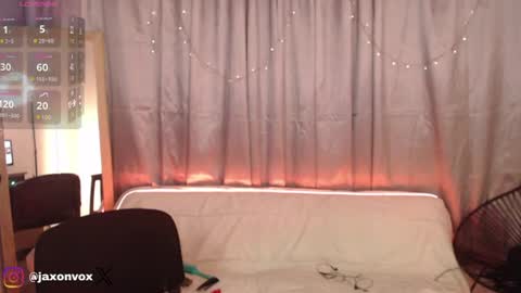 Hey im Jaxxxon check my info     online show from 06-18-26, 01:26