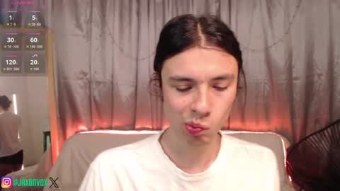Hey im Jaxxxon check my info     online show from 06-23-26, 11:30