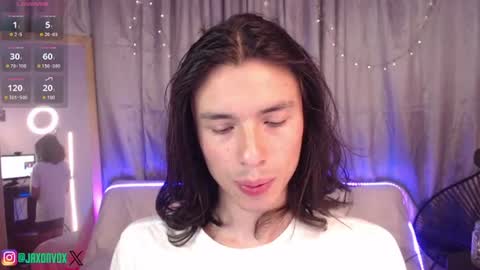 Hey im Jaxxxon check my info     online show from 07-04-26, 12:00