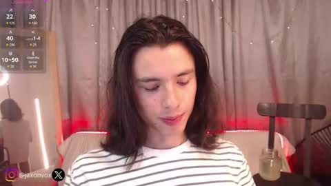 Hey im Jaxxxon check my info     online show from 07-23-26, 01:42