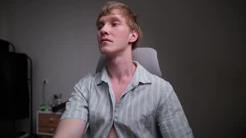 Danny online show from 04-10-26, 06:51