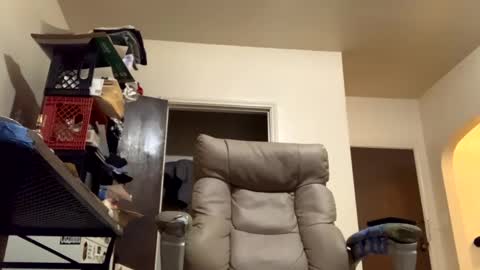 Snapshot of j_boogie_mane chatting on 12-04-24, 12:36 j boogie online show from 12-04-24, 12:36