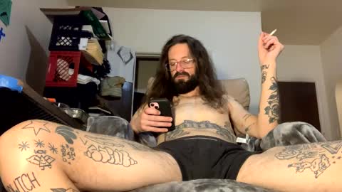 Snapshot of j_boogie_mane chatting on 12-28-24, 02:54 j boogie online show from 12-28-24, 02:54