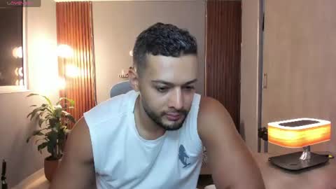 Calix  Independient model Insta and twt Calixsnake online show from 06-17-26, 11:49