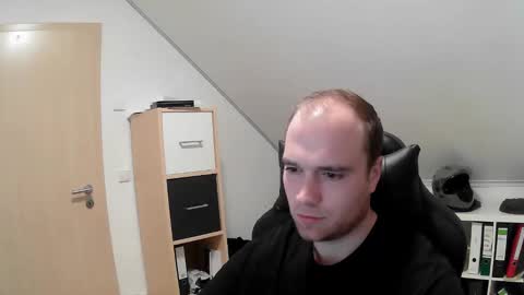 here4y online show from 10-27-25, 07:56