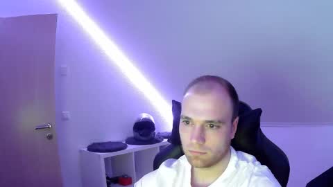 here4y online show from 02-17-26, 07:20