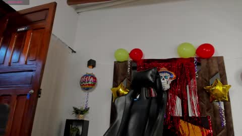 J King online show from 05-02-26, 12:43