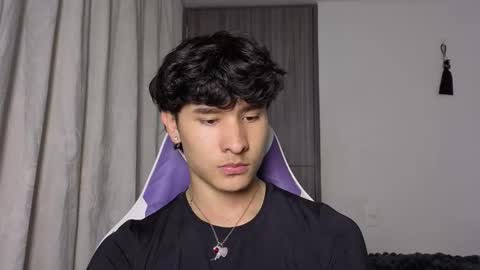 Noah online show from 10-25-25, 09:09