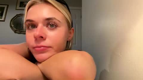 Snapshot of jacepaie chatting on 07-23-26, 05:33 jacepaie online show from 07-23-26, 05:33