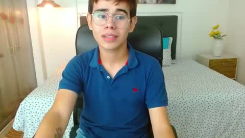 Snapshot of jack__thomas chatting on 06-10-26, 02:38 JACK TOMAS online show from 06-10-26, 02:38