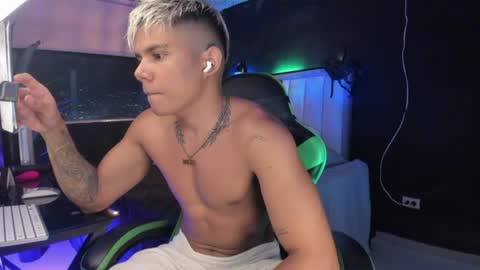JACK CASTELL online show from 07-23-26, 01:58