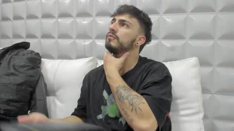 Snapshot of jack_daniel__ chatting on 11-18-25, 04:11 JACK DANIEL online show from 11-18-25, 04:11