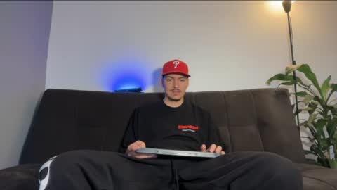 INDEPENDENT MODEL online show from 07-29-26, 11:19