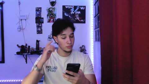 J online show from 01-12-25, 04:00