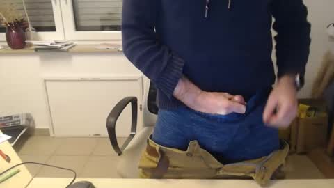 jackbauer9999 online show from 12-02-24, 03:47