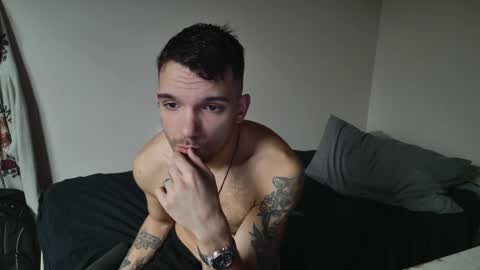 Snapshot of jackdesfeux chatting on 03-01-25, 03:16 Jack  online show from 03-01-25, 03:16