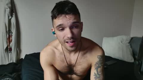 Snapshot of jackdesfeux chatting on 03-05-25, 03:29 Jack  online show from 03-05-25, 03:29