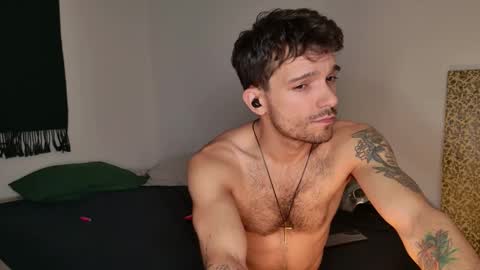 Snapshot of jackdesfeux chatting on 09-17-25, 03:41 Jack  online show from 09-17-25, 03:41