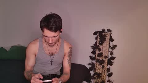 Snapshot of jackdesfeux chatting on 09-29-25, 02:49 Jack  online show from 09-29-25, 02:49