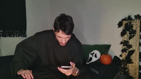 Jack  online show from 10-28-25, 05:44