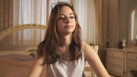 Snapshot of jackelinehizer chatting on 10-11-25, 04:44 o call me Ann online show from 10-11-25, 04:44