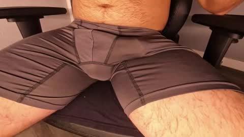 Snapshot of jackenwatch chatting on 12-18-25, 12:38 jackenwatch online show from 12-18-25, 12:38