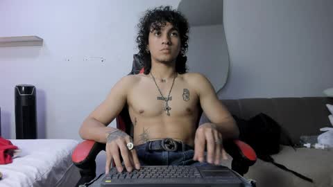 Jackes Taylor online show from 04-30-26, 05:47