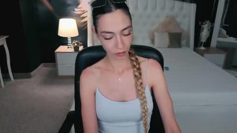 Jackie online show from 06-18-26, 09:14