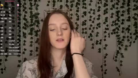 Lisa online show from 02-26-26, 12:15