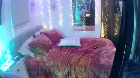 jacknjill113384 online show from 02-16-25, 03:26