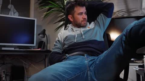 Colten Carter online show from 11-29-25, 06:49