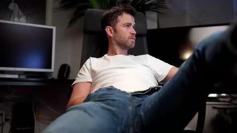 Colten Carter online show from 12-23-25, 10:57