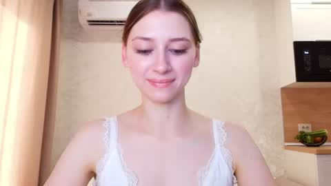 Snapshot of jackp0t__ chatting on 08-04-26, 01:03 Win by life online show from 08-04-26, 01:03