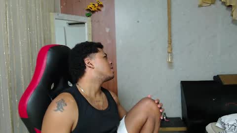 Snapshot of jackson_cr7 chatting on 04-25-26, 06:27 JAKSON online show from 04-25-26, 06:27