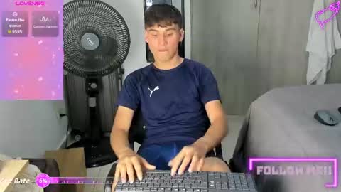 Jack online show from 06-12-26, 01:59