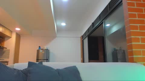 Snapshot of jackson_wayne__ chatting on 06-23-26, 01:58 Jackson Wayne online show from 06-23-26, 01:58