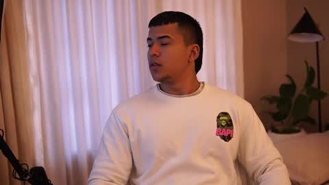 Jackson Bell online show from 12-15-25, 01:37