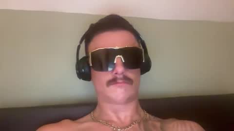 Snapshot of jackwilsonukforyou chatting on 06-04-26, 03:12 Jack Wilson online show from 06-04-26, 03:12