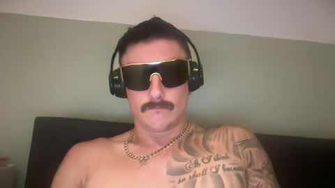 Snapshot of jackwilsonukforyou chatting on 06-04-26, 10:38 Jack Wilson online show from 06-04-26, 10:38