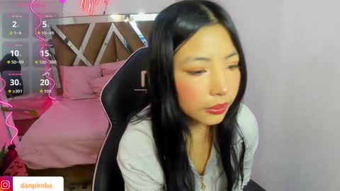Snapshot of jackye_tay chatting on 09-15-25, 11:21 JACKYE online show from 09-15-25, 11:21