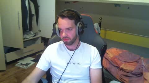 Jack online show from 05-02-26, 02:33