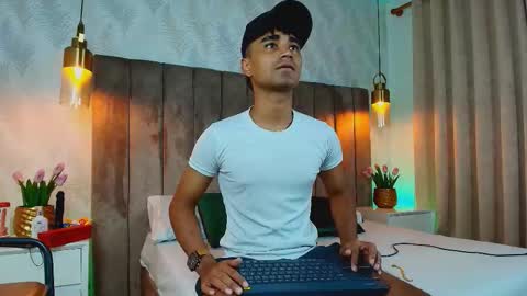 Jacobo online show from 10-27-25, 08:02