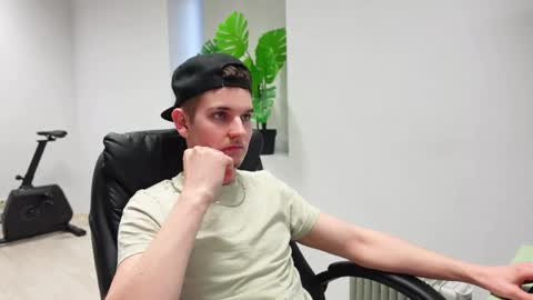 JACOB DEVON online show from 04-08-26, 05:13