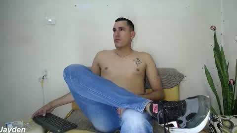 Jacob And Jayden online show from 11-18-25, 06:45