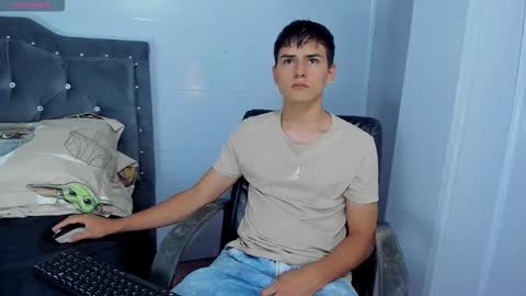 Jacob Lee online show from 11-24-25, 08:19