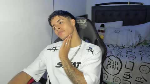 Snapshot of jacobbakerr chatting on 06-03-26, 04:26 Jacobbakerr online show from 06-03-26, 04:26