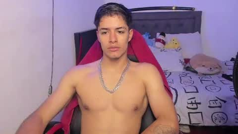 Snapshot of jacobbakerr chatting on 06-11-26, 02:15 Jacobbakerr online show from 06-11-26, 02:15
