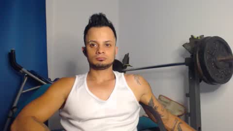 Snapshot of jacobjamess chatting on 12-28-24, 02:11 jacobjamess online show from 12-28-24, 02:11